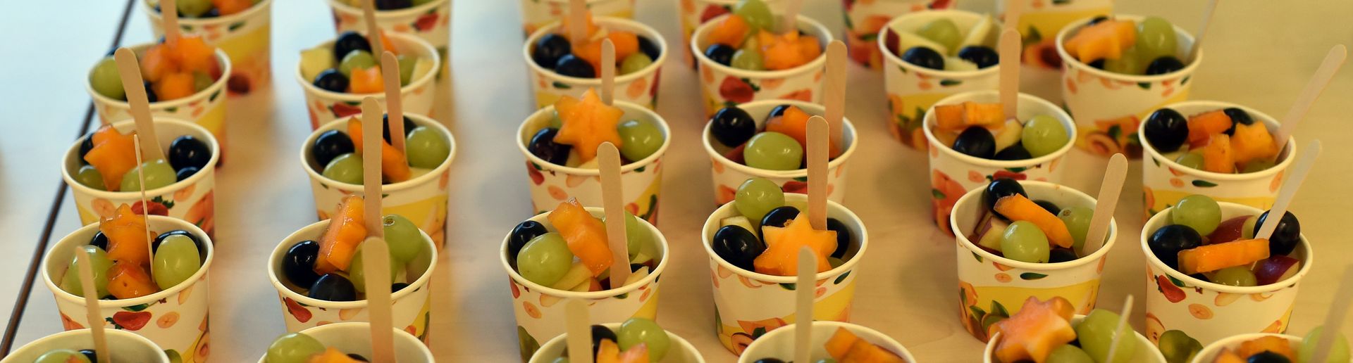 Obstschälchen auf dem Tisch